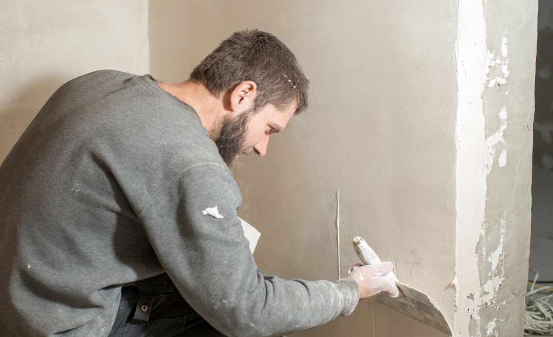 Tynkowanie ścian wewnętrznych